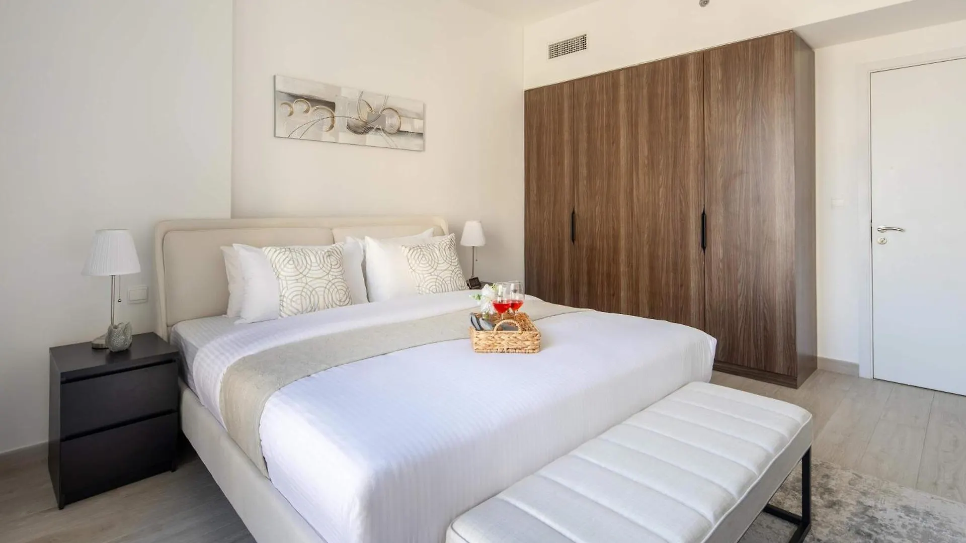 Apartment Frank Porter - Lamtara 3 Dubai United Arab Emirates